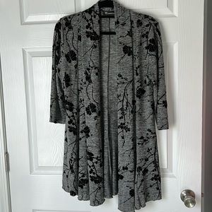 NWOT Creations floral light sweater